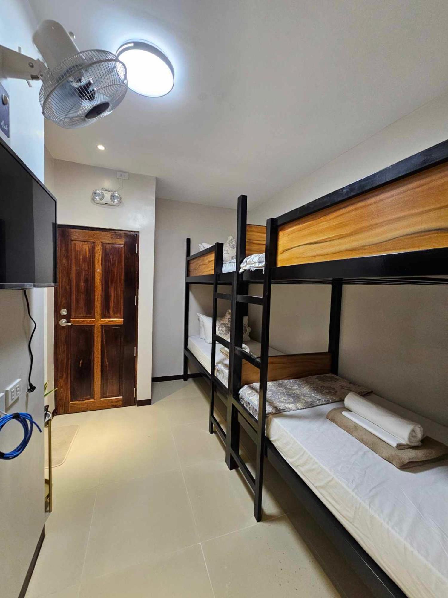 Jaijai'S Backpackers Inn 科隆 外观 照片